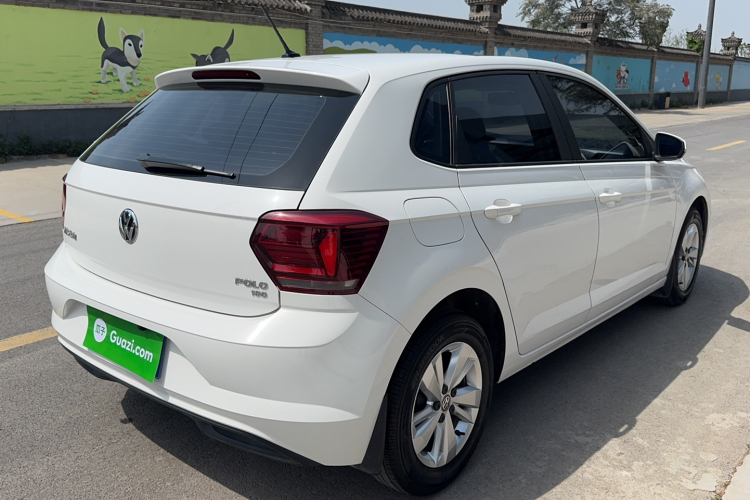 Volkswagen Polo 2021 car image #5