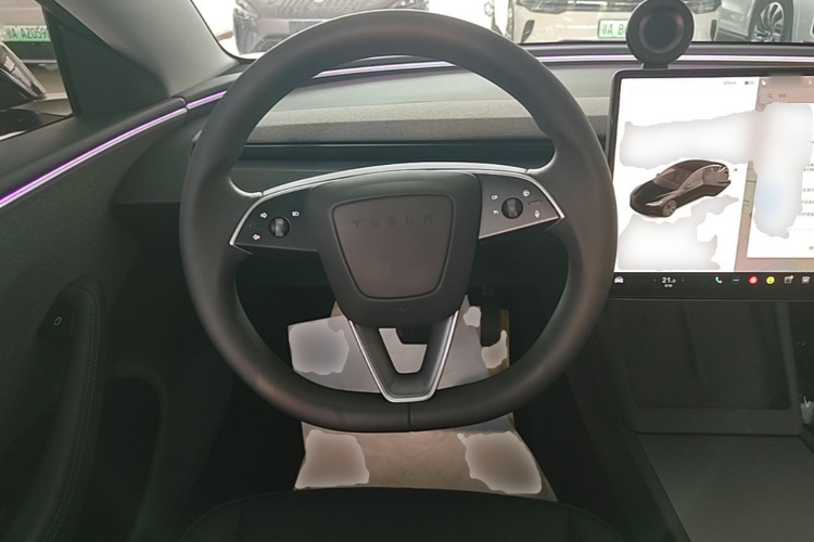 Tesla Model 3 2023 immagine di auto #11