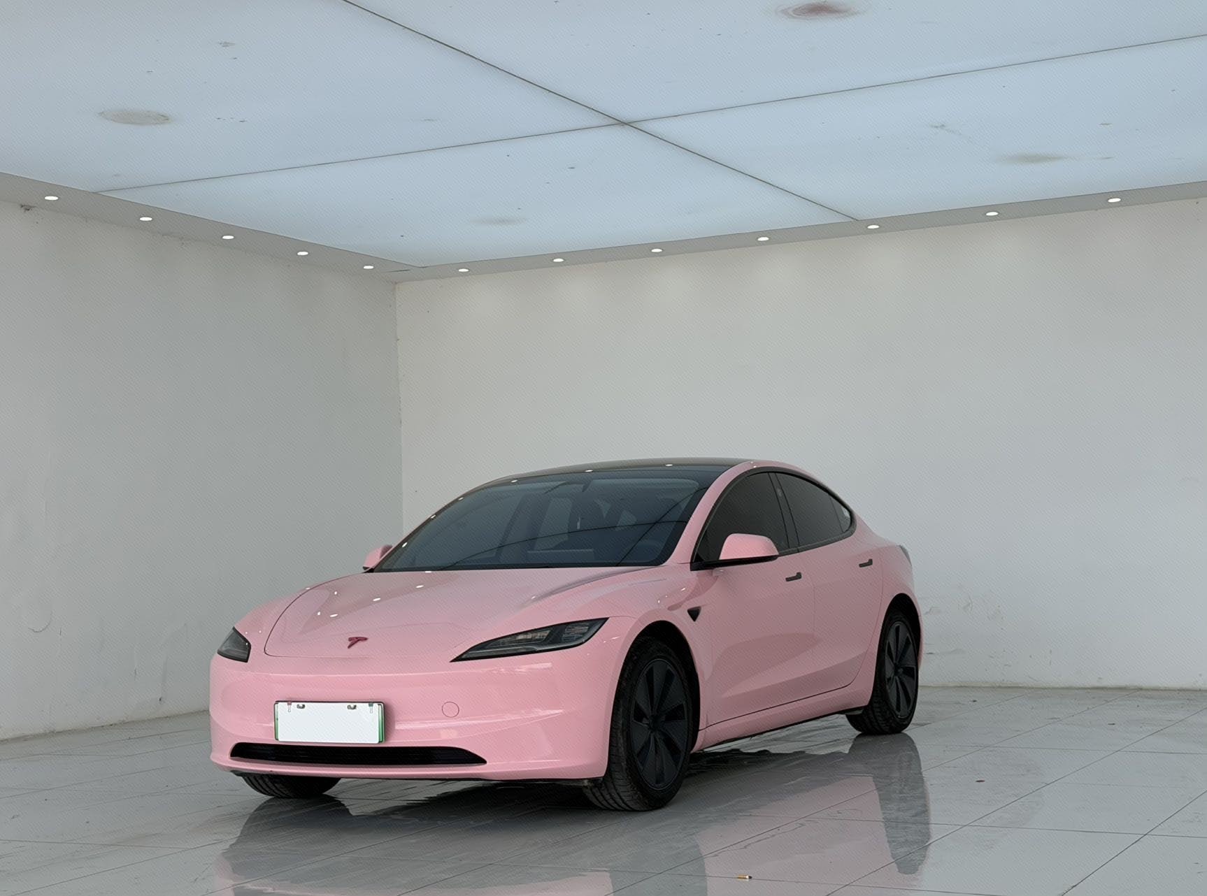Tesla Model 3 2025 car image 