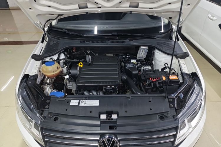 Volkswagen Santana 2018 car image #20