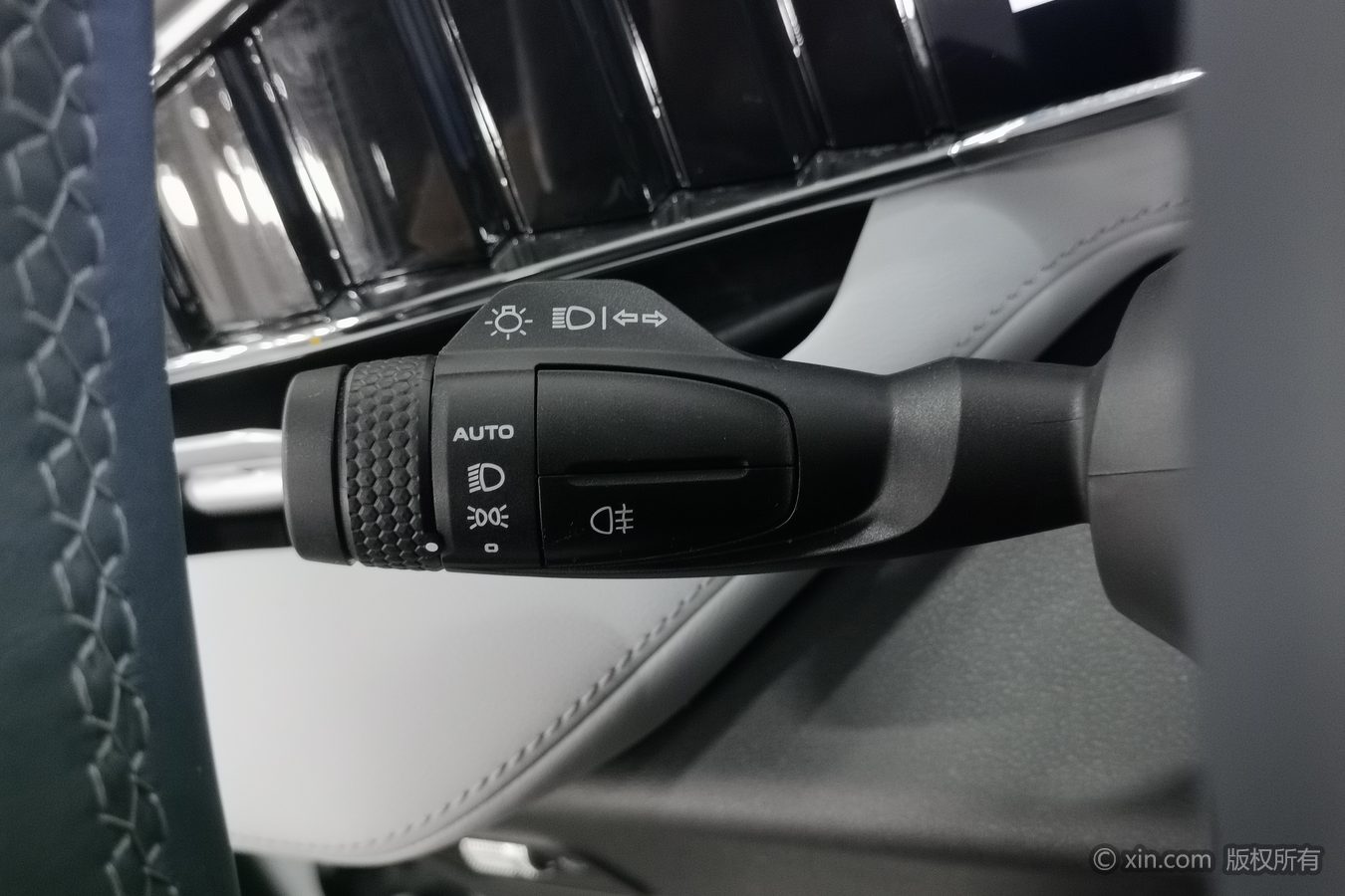 GEELY Boyue L 2024 car image #22