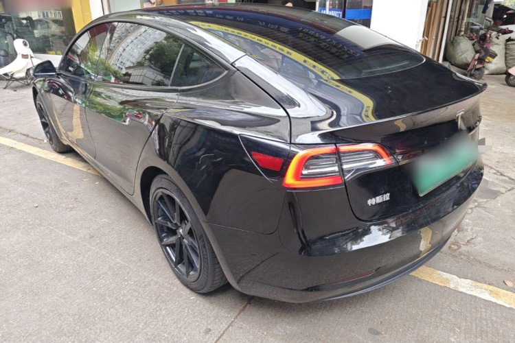 Tesla Model 3 2022 car image #5