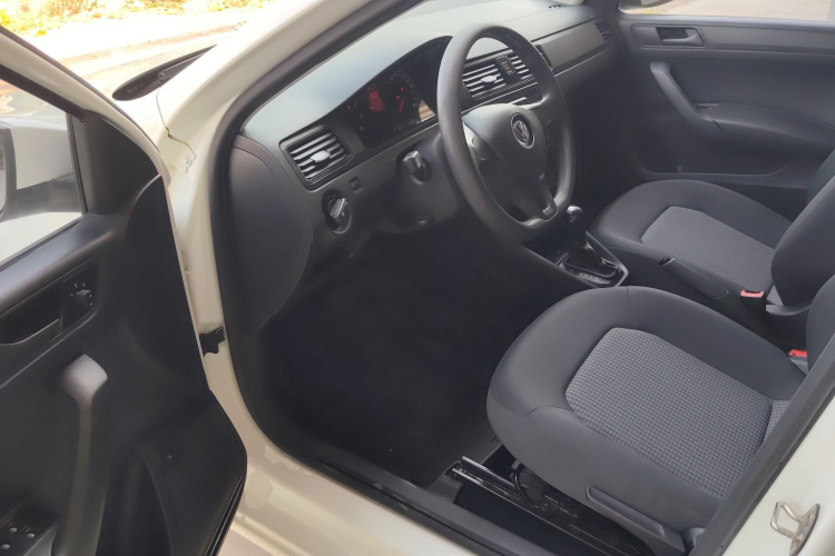 Volkswagen Santana 2020 car image #16