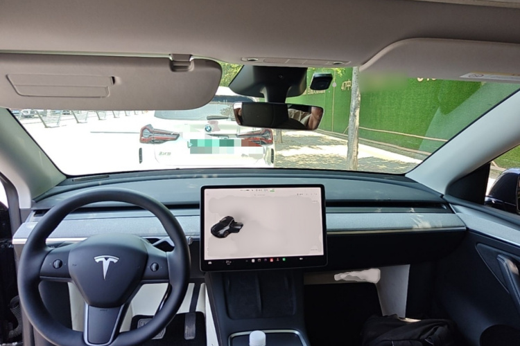 Tesla Model Y 2024 #12 Tesla Model Y 2024 immagine di auto #12