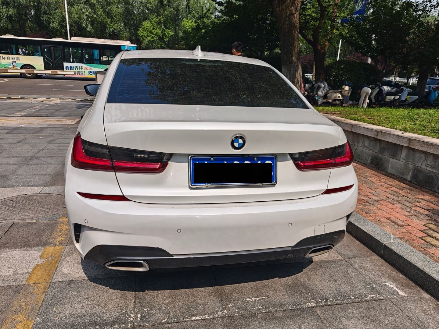 BMW 3 Series 2021 #6 BMW 3 Series 2021 car image #6