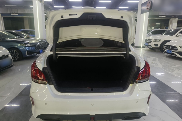 MG 5 2023 car image #19