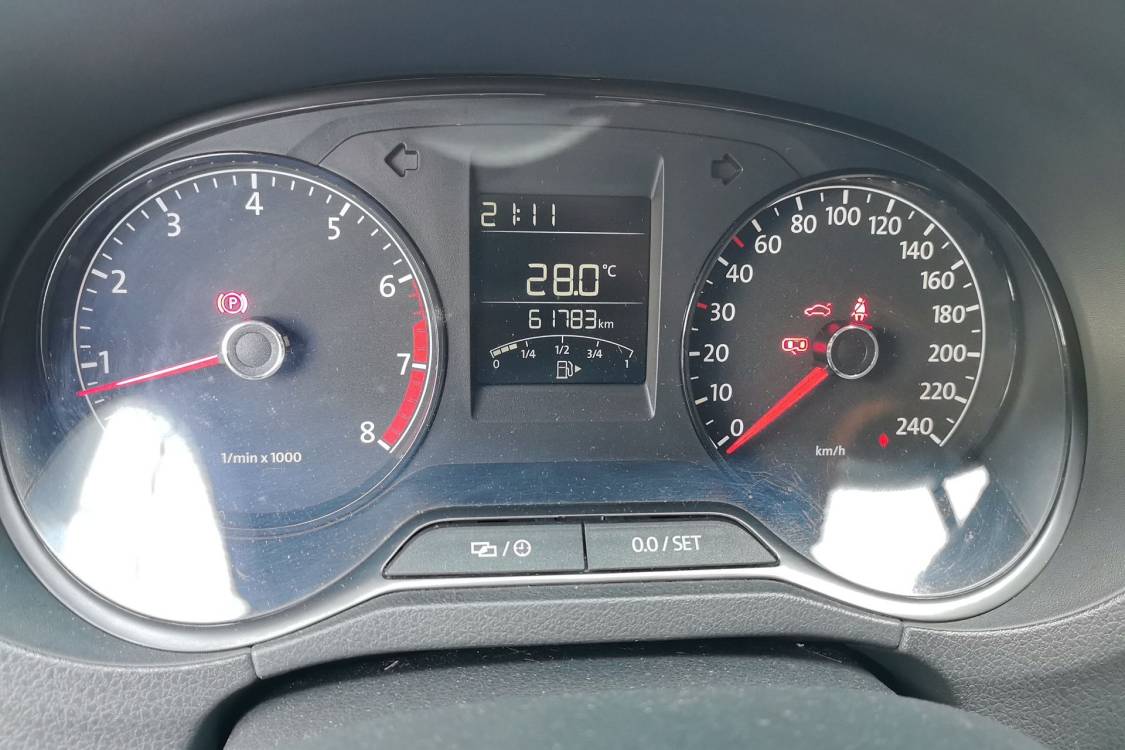 Volkswagen Polo 2015 #27 Volkswagen Polo 2015 car image #27