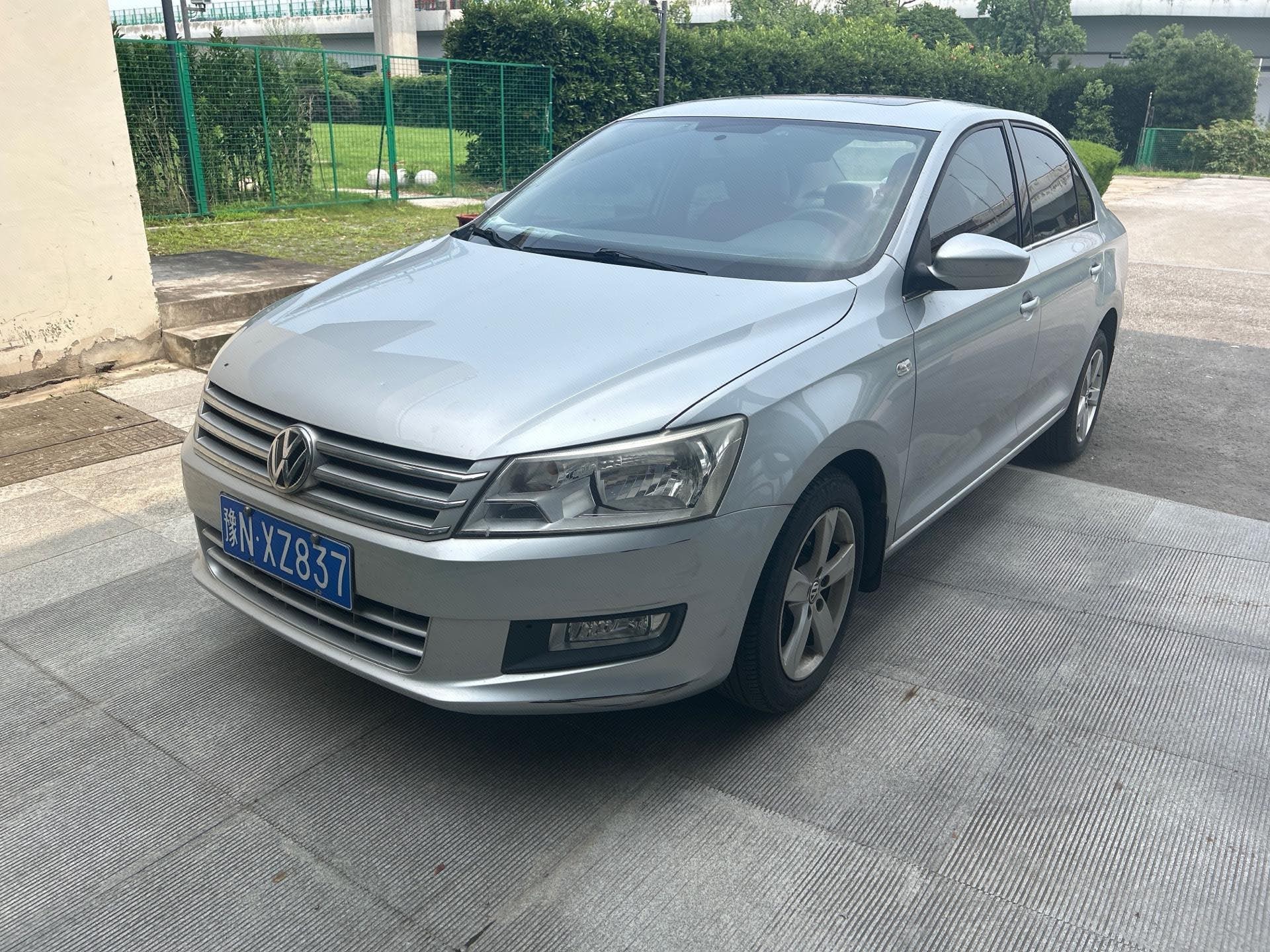 Volkswagen Santana 2014 Volkswagen Santana 2014 car image