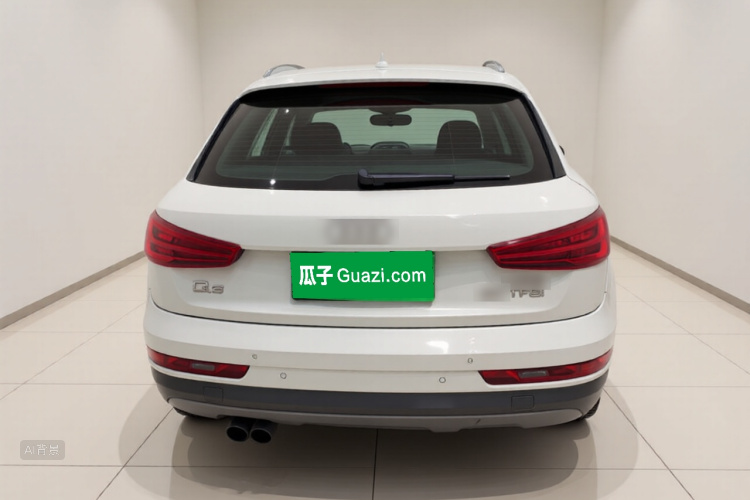 Audi Q3 2018 car image #6