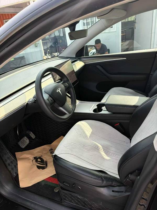 Tesla Model Y 2022 #4 Tesla Model Y 2022 car image #4