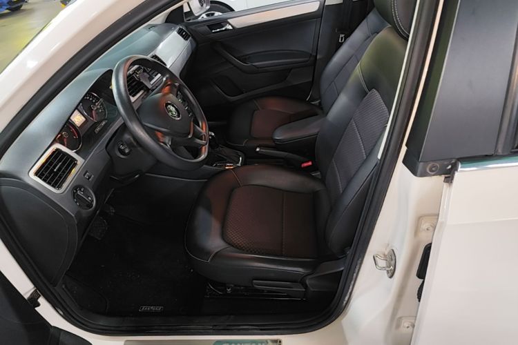 Volkswagen Santana 2015 #15 Volkswagen Santana 2015 car image #15