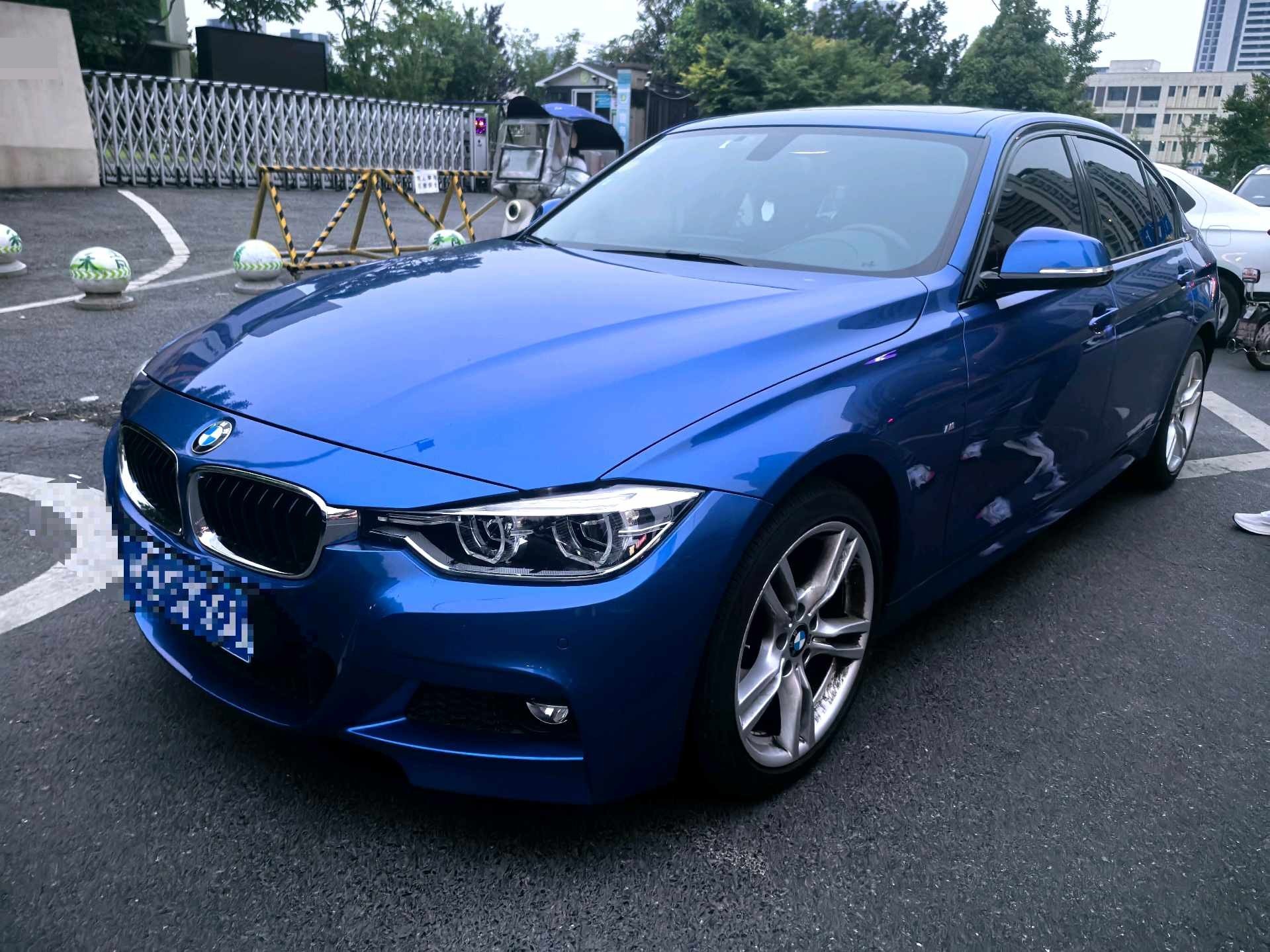 BMW 3 Series 2018 BMW 3 Series 2018 car image