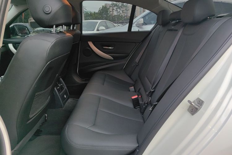 BMW 3 Series 2015 #17 BMW 3 Series 2015 car image #17