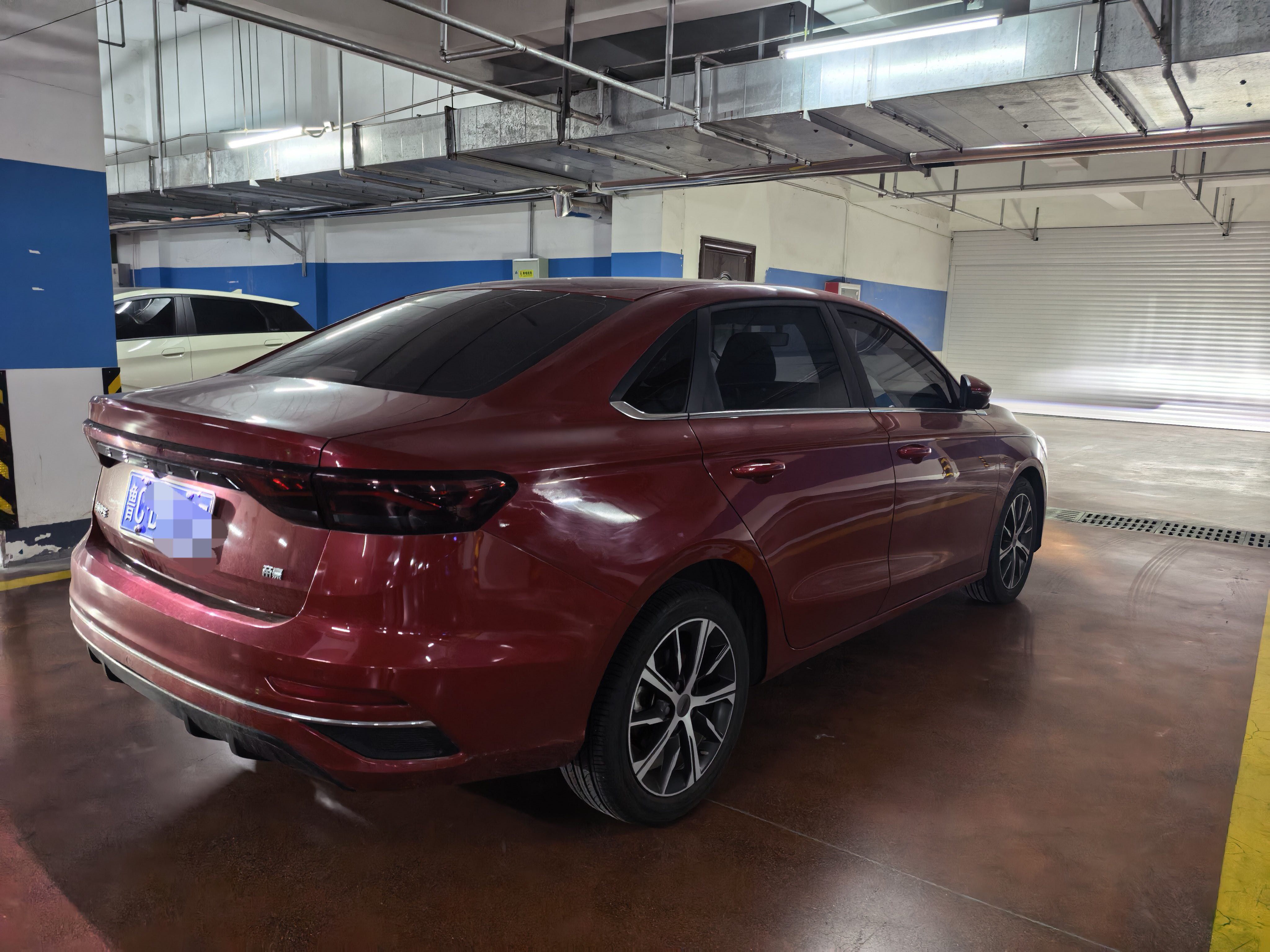 GEELY Emgrand 2021 car image #3