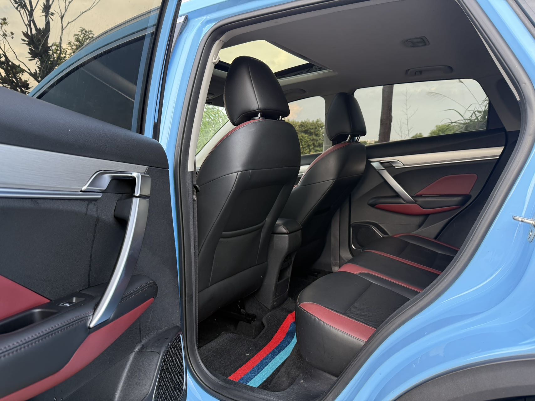 GEELY Coolray 2022 car image #5