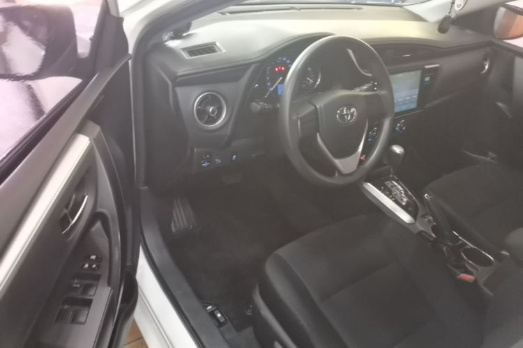 Toyota Corolla 2017 #12 Toyota Corolla 2017 car image #12