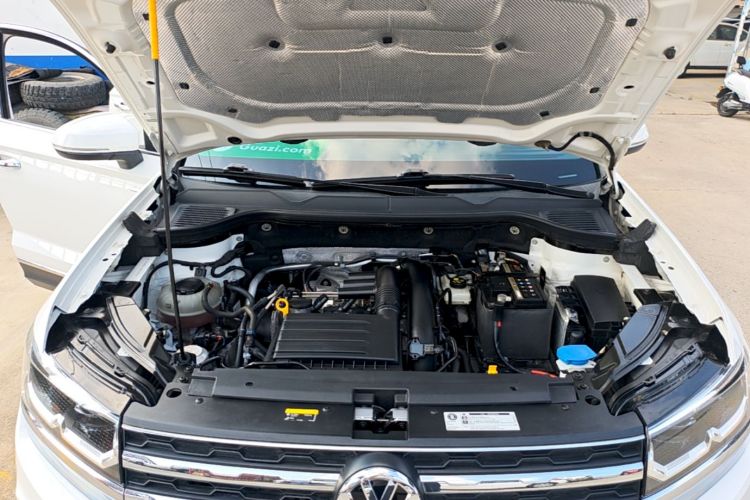 Volkswagen Tharu 2020 car image #22
