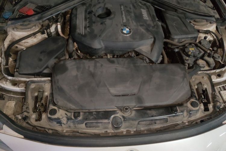 BMW 3 Series 2018 #22 BMW 3 Series 2018 car image #22