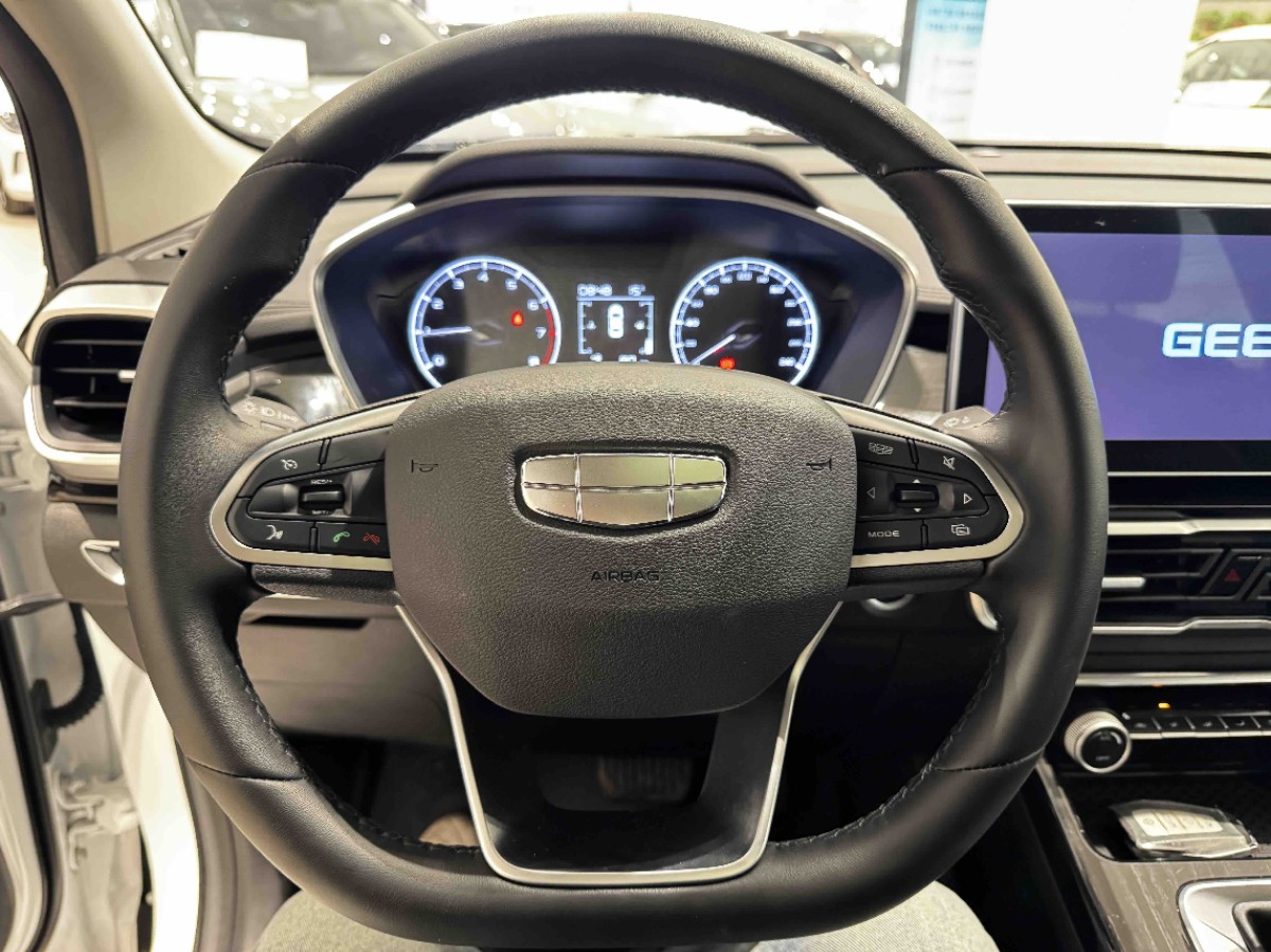 GEELY Coolray 2025 #10 GEELY Coolray 2025 car image #10