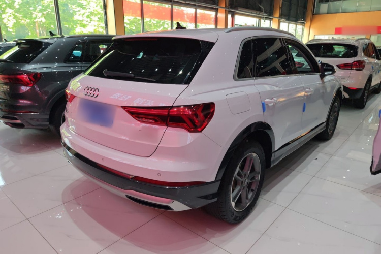 Audi Q3 2021 #5 Audi Q3 2021 car image #5