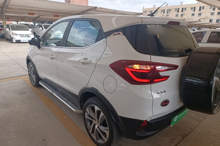 BYD Yuan 2017 #5 BYD Yuan 2017 car image #5