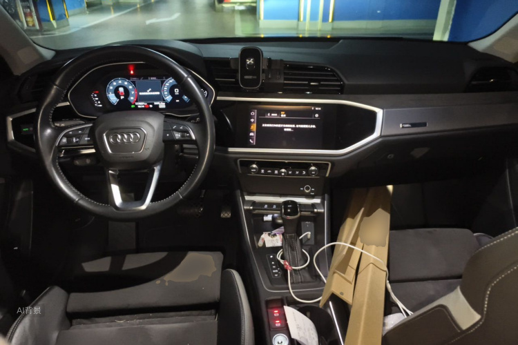 Audi Q3 2020 #11 Audi Q3 2020 car image #11