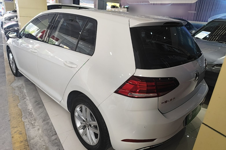 Volkswagen Golf 2018 #5 Volkswagen Golf 2018 car image #5