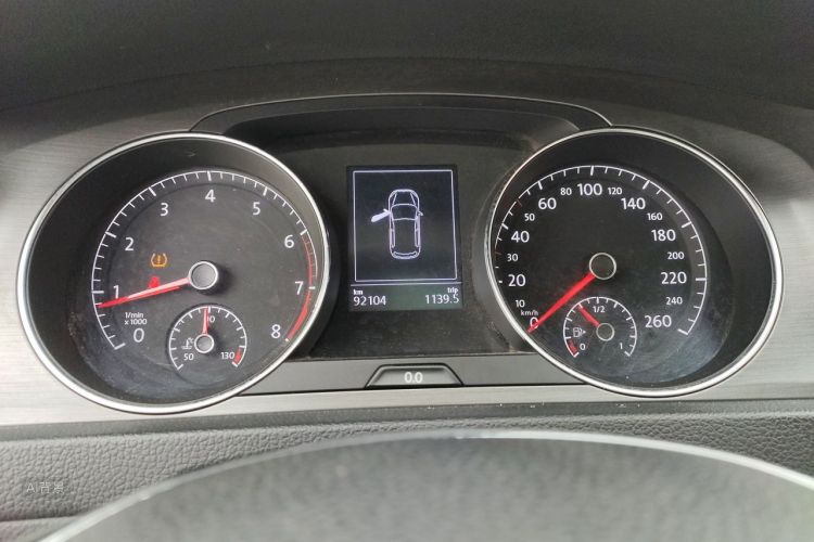 Volkswagen Golf 2016 car image #13
