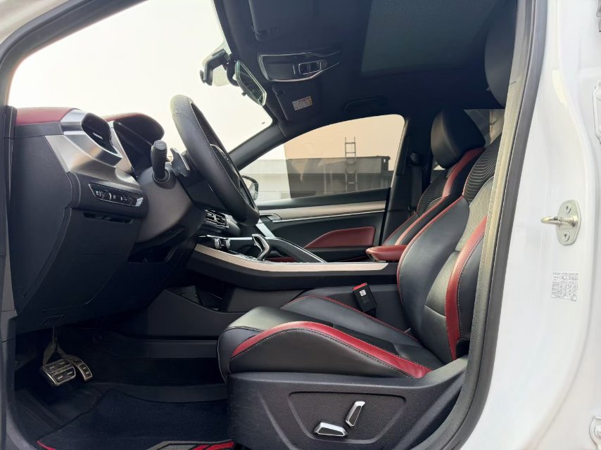 GEELY Coolray 2019 car image #4