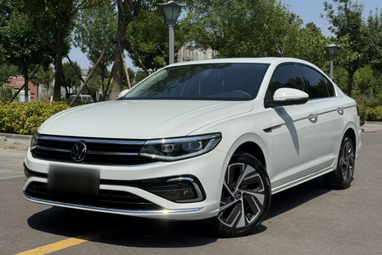 Volkswagen Bora 2023 car image #2