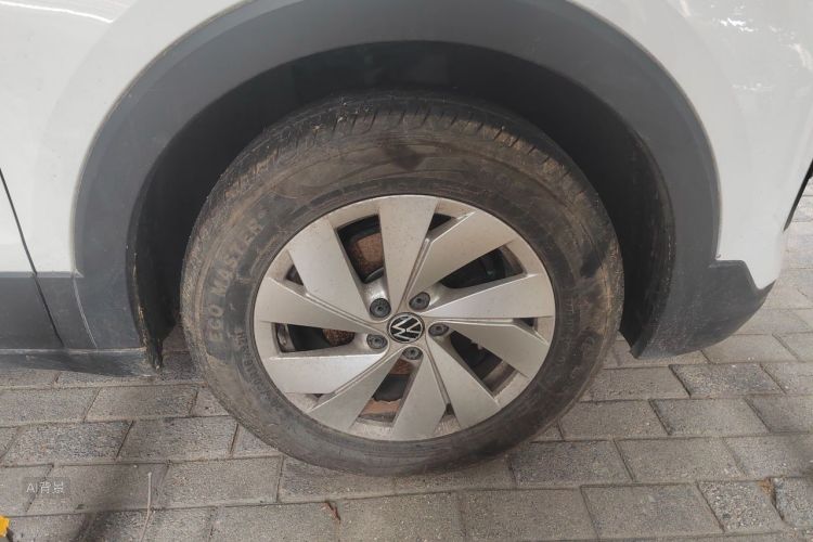 Volkswagen Tharu 2025 car image #9