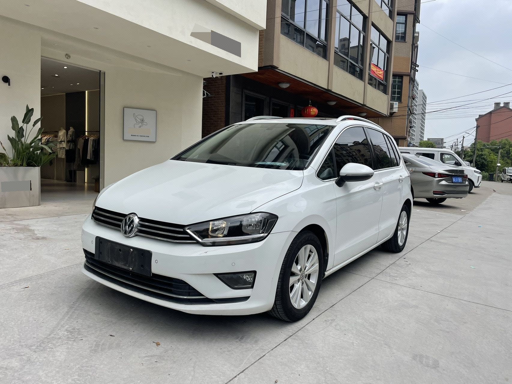 2017 2017 car image