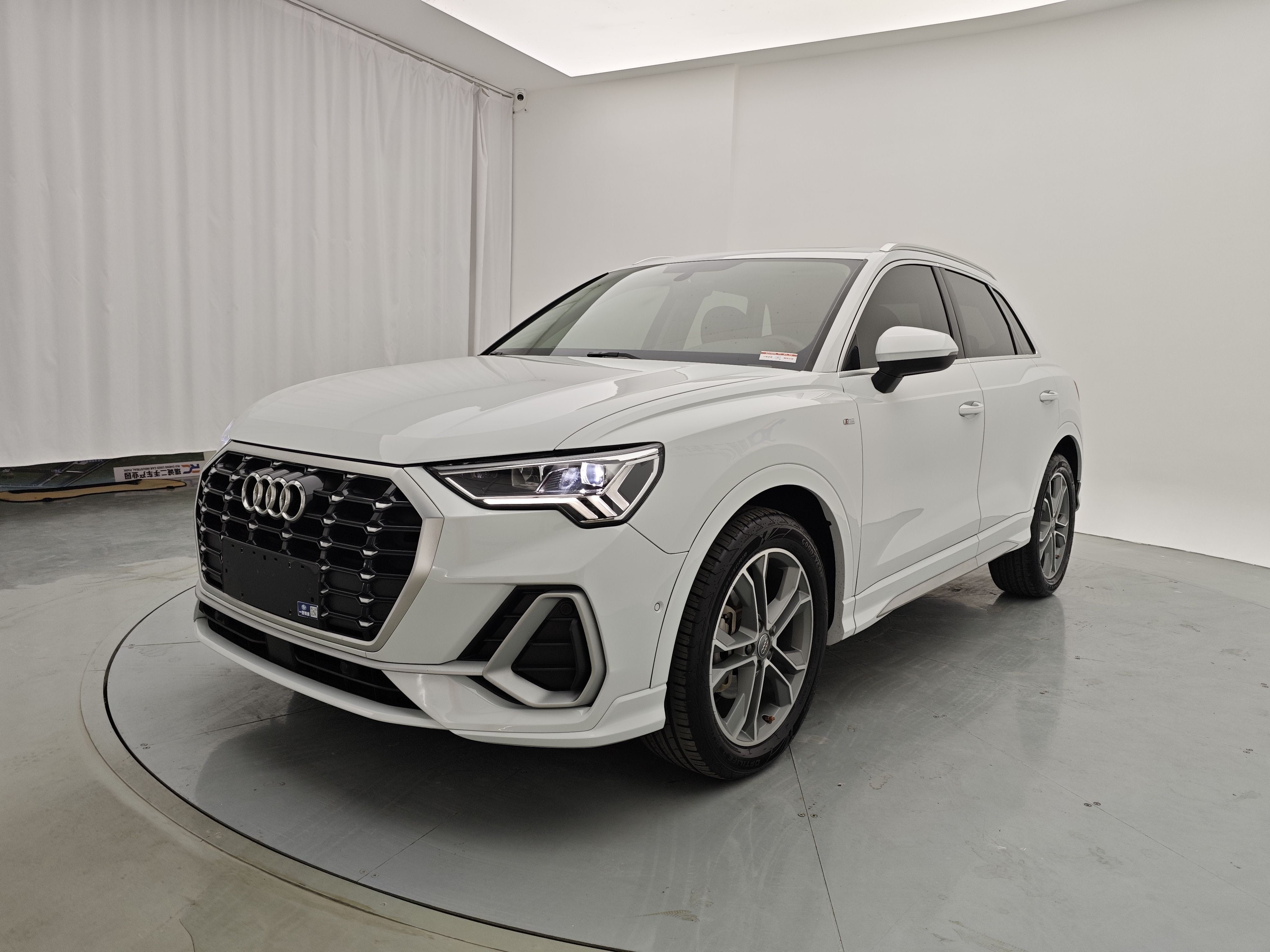 Audi Q3 2021 imagen de coche 