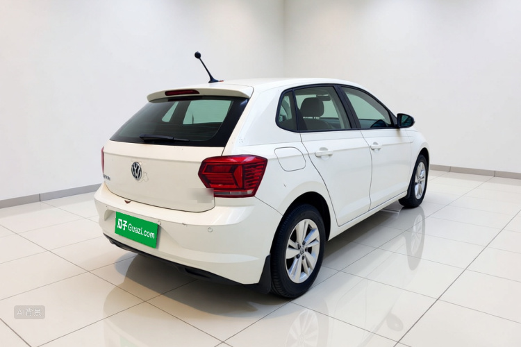 Volkswagen Polo 2021 car image #7