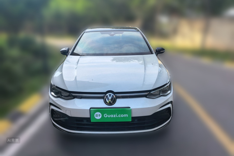 Volkswagen Golf 2022 car image #3