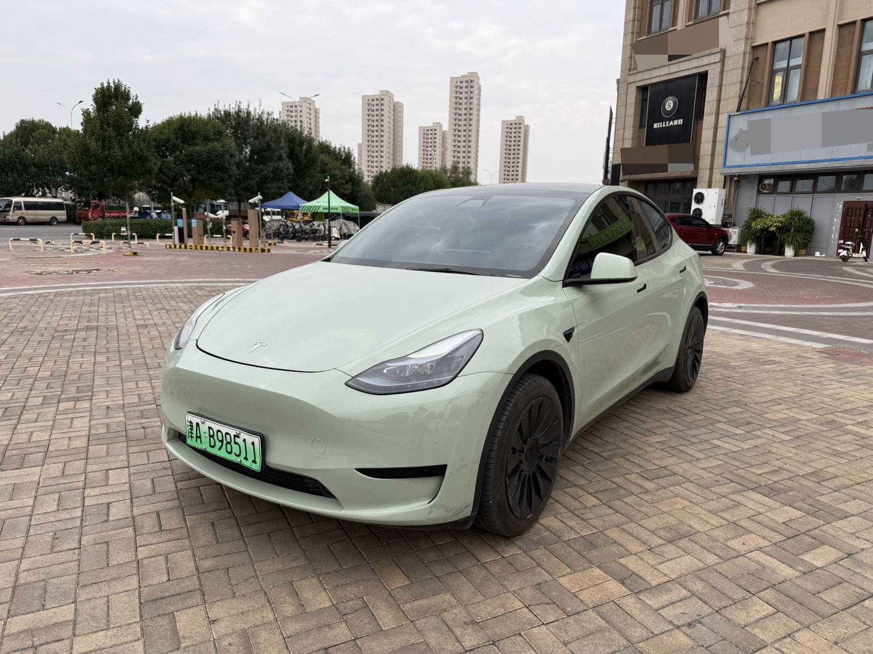 Tesla Model Y 2022 car image 