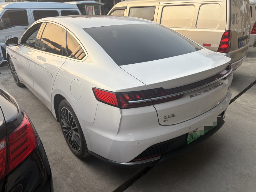 BYD Han 2022 immagine di auto #9