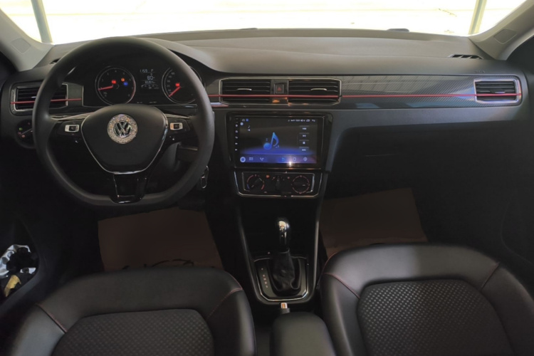 Volkswagen Santana 2021 car image #11