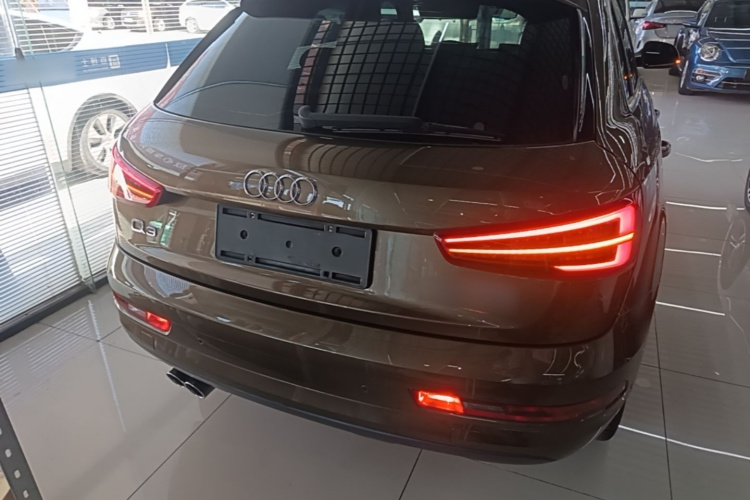 Audi Q3 2018 #6 Audi Q3 2018 car image #6