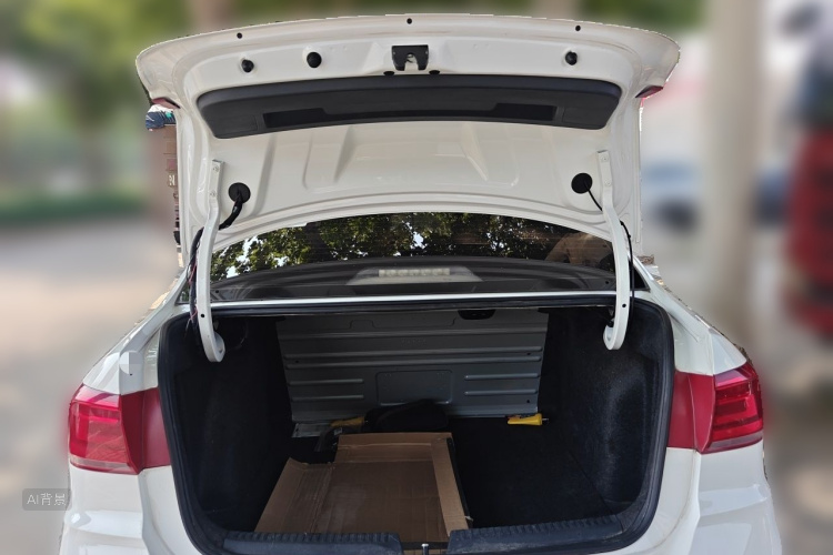 Volkswagen Santana 2018 car image #21