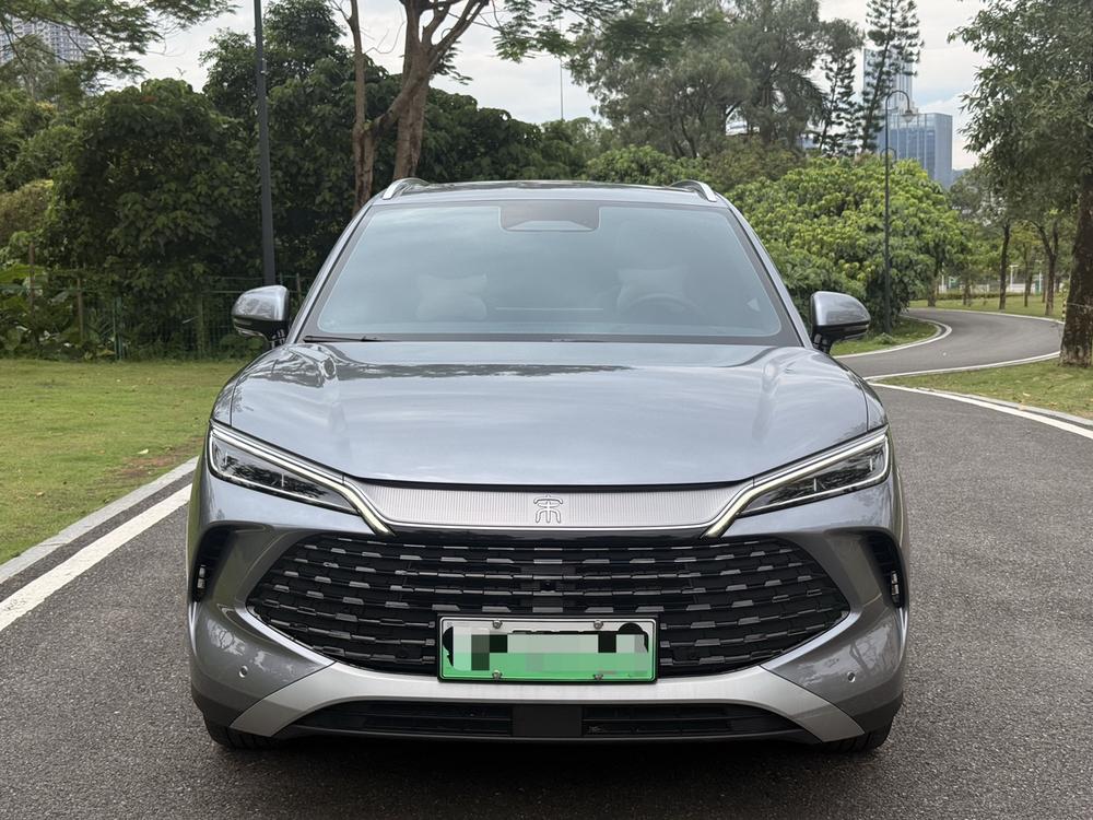 BYD SongL DM-i 2025 car image #2