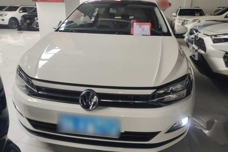Volkswagen Polo 2020 car image #3