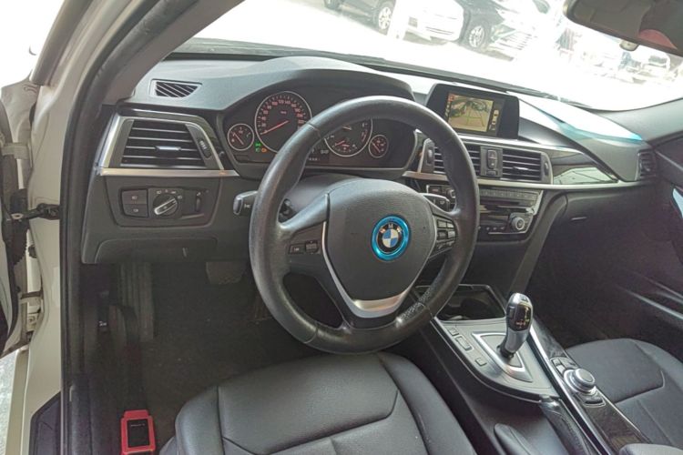 BMW 3 Series 2016 #10 BMW 3 Series 2016 car image #10