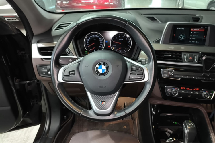 BMW X1 2019 #11 BMW X1 2019 car image #11