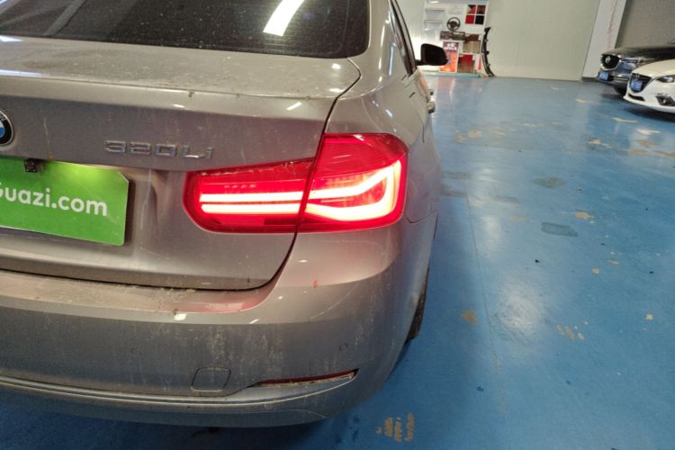 BMW 3 Series 2019 #8 BMW 3 Series 2019 car image #8