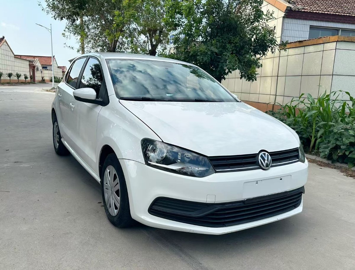 Volkswagen Polo 2018 car image #3