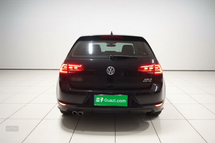 Volkswagen Golf 2017 car image #6