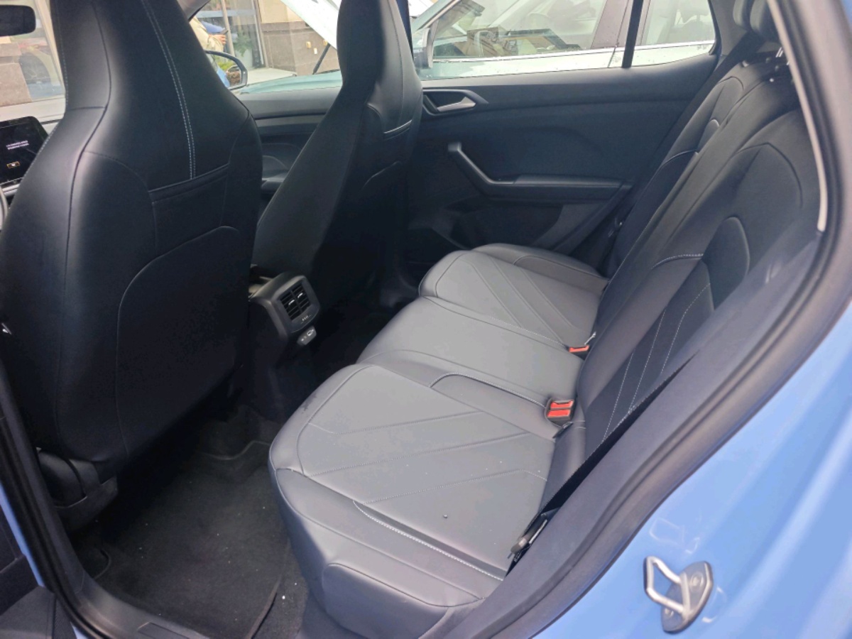 Volkswagen Tharu 2025 #5 Volkswagen Tharu 2025 imagen de coche #5