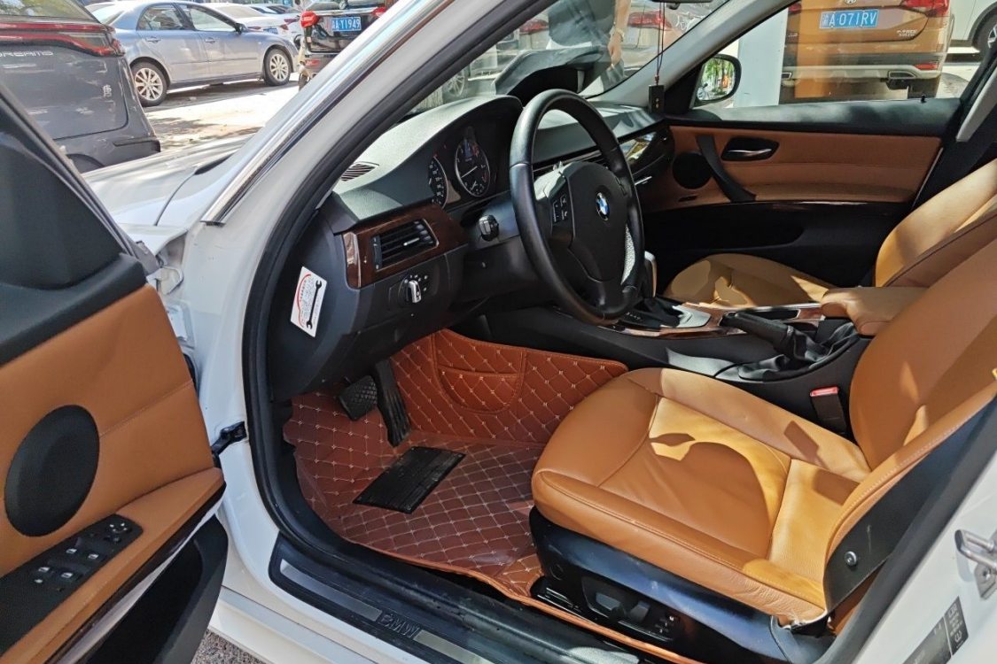 BMW 3 Series 2012 imagen de coche #25