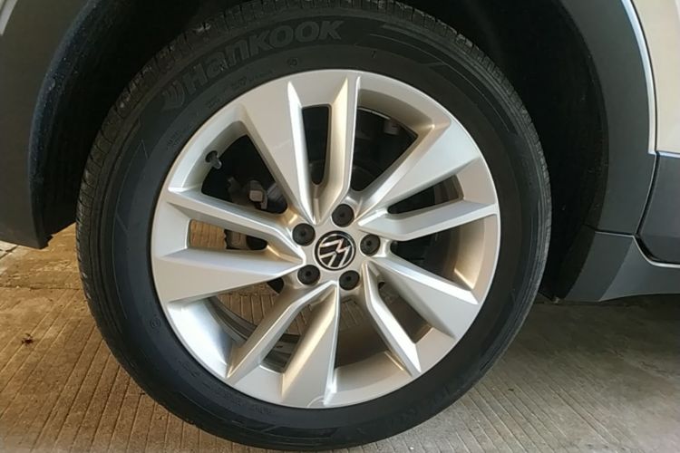 Volkswagen T-Cross 2021 car image #4